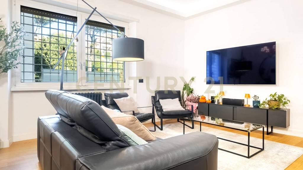 appartamento in vendita a Roma in zona Tor di Quinto