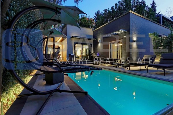 casa indipendente in vendita a Roma