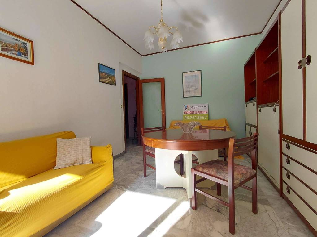 appartamento in vendita a Roma in zona Tuscolano