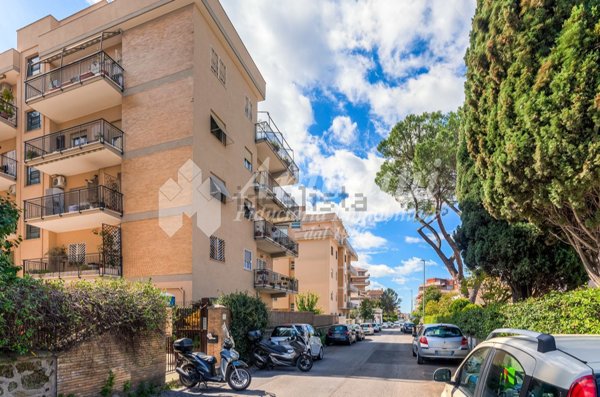 appartamento in vendita a Roma in zona Torrevecchia