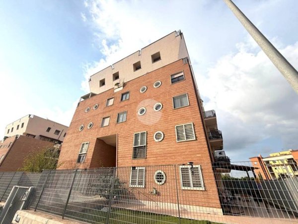 appartamento in vendita a Roma in zona Ponte di Nona