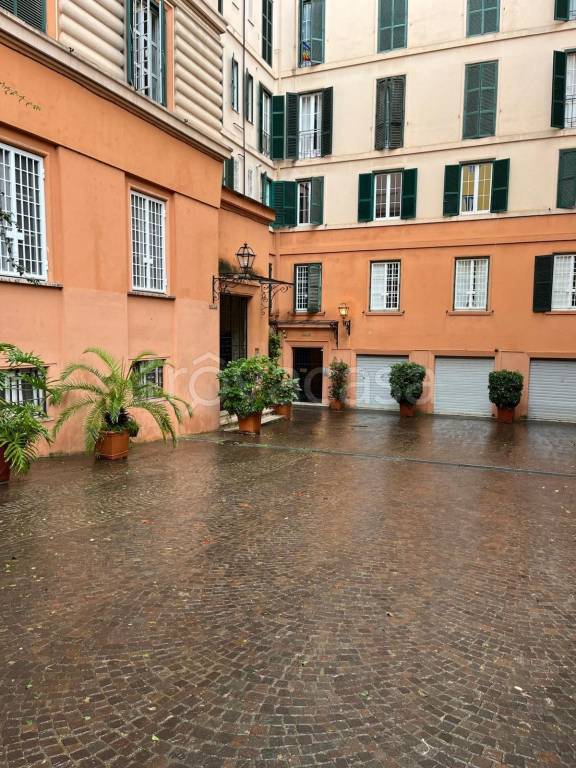 appartamento in vendita a Roma in zona Trastevere
