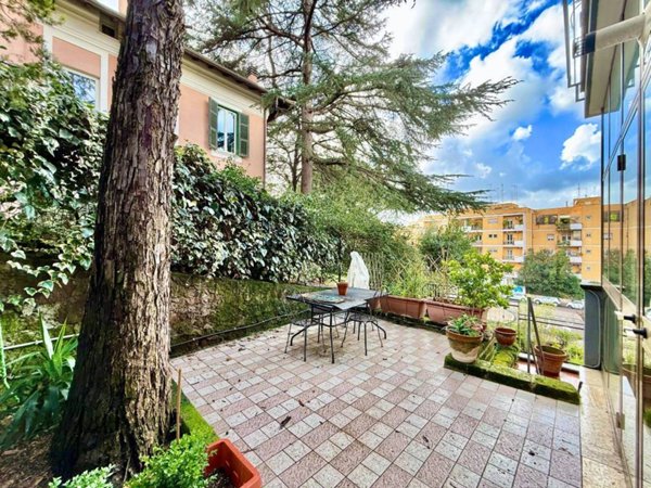 appartamento in vendita a Roma in zona Monte Sacro/Talenti