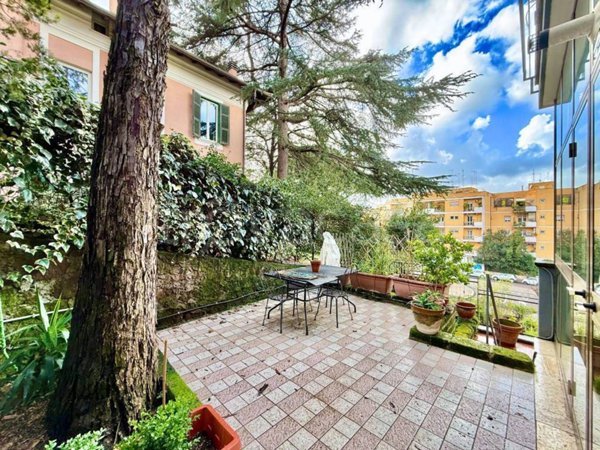 appartamento in vendita a Roma in zona Monte Sacro/Talenti