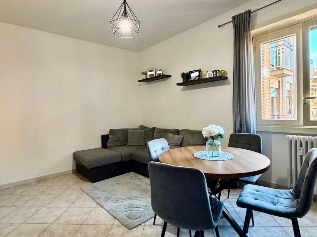 appartamento in vendita a Roma in zona Portuense