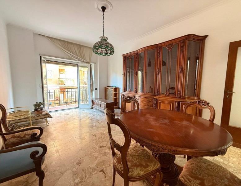 appartamento in vendita a Roma in zona Gianicolense