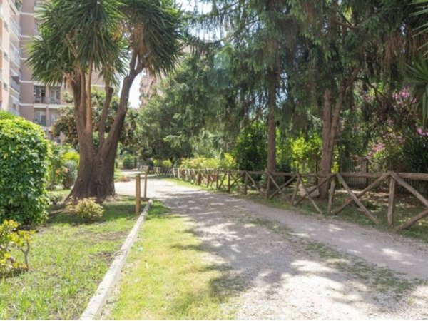 appartamento in vendita a Roma in zona Ostiense