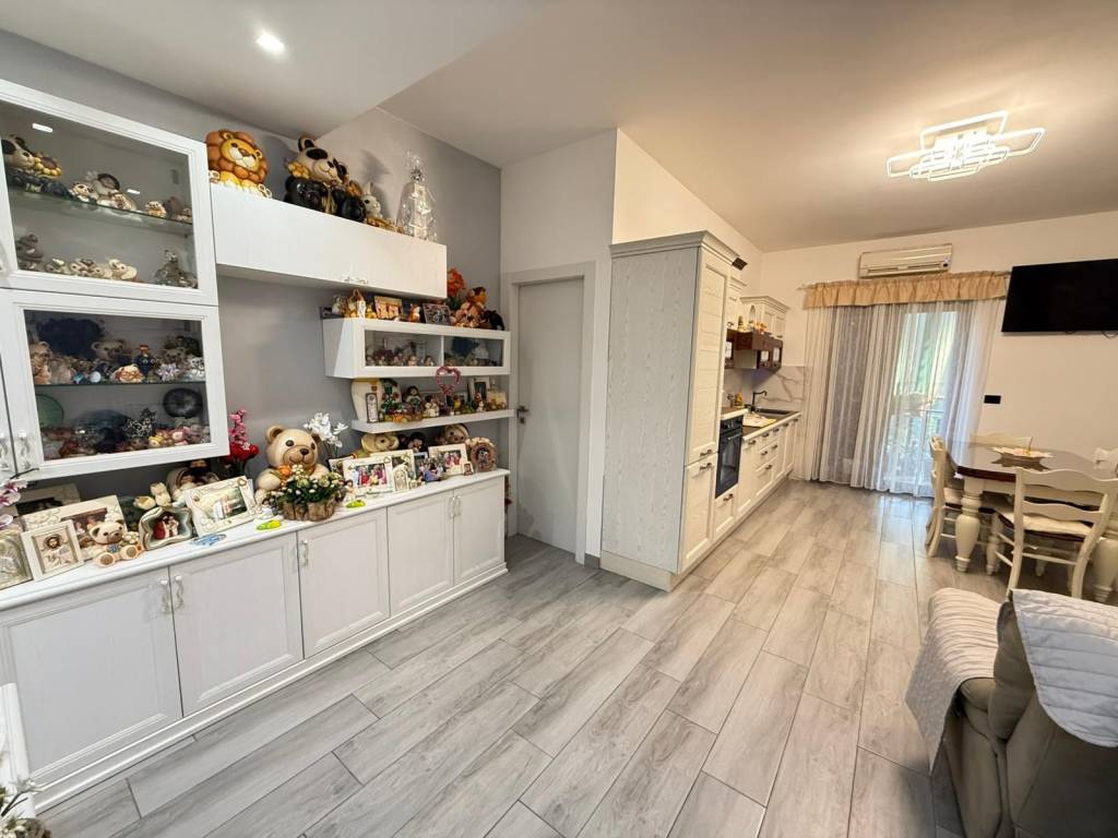 appartamento in vendita a Roma in zona Finocchio