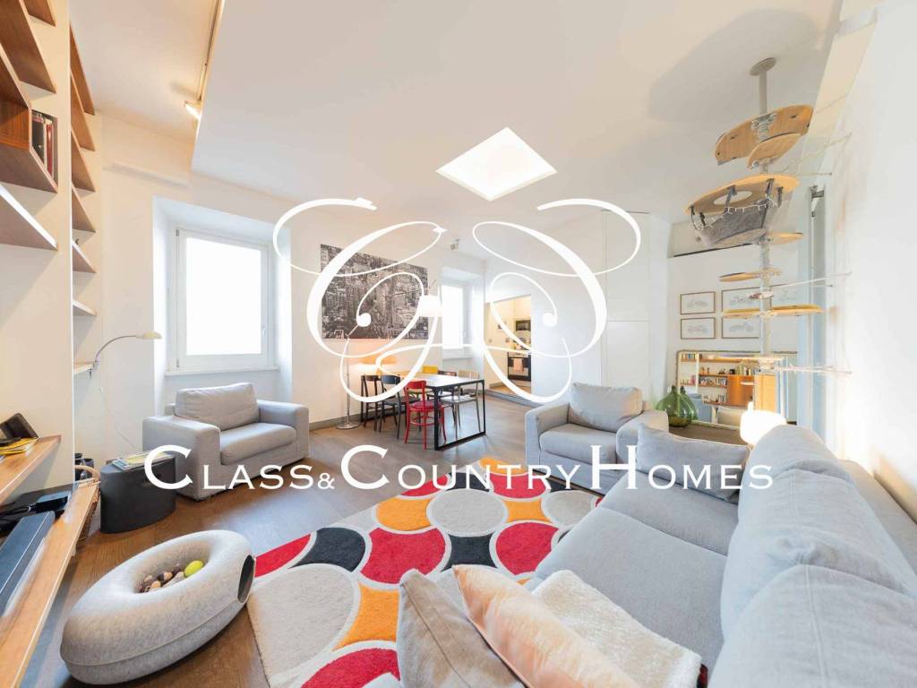 appartamento in vendita a Roma in zona Ostiense