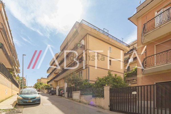 appartamento in vendita a Roma in zona Fidene