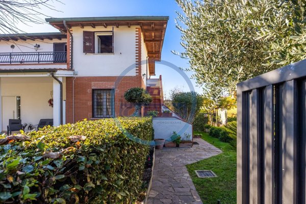 appartamento in vendita a Roma in zona Casal Palocco