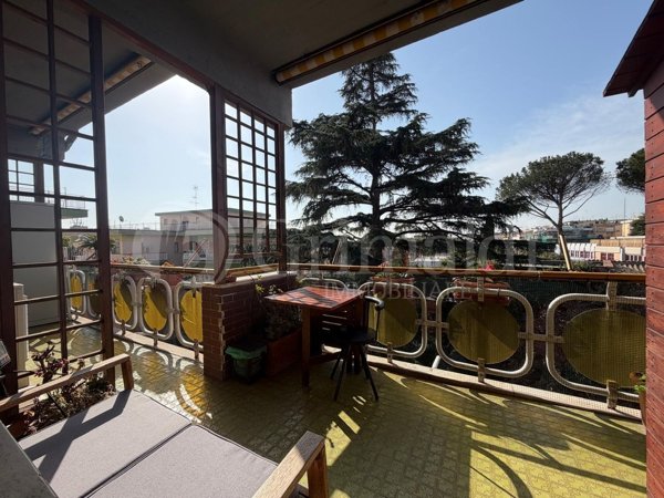 appartamento in vendita a Roma in zona Gianicolense