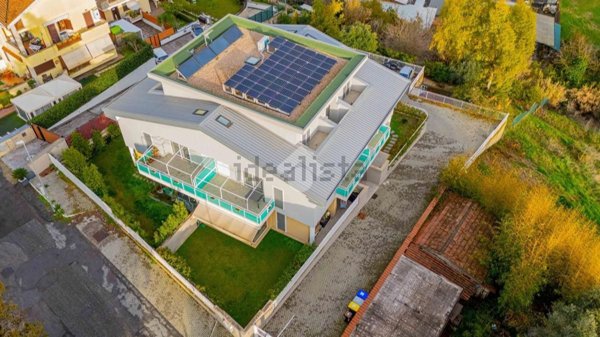 appartamento in vendita a Roma in zona Ponte Galeria