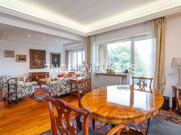 appartamento in vendita a Roma in zona Ardeatino