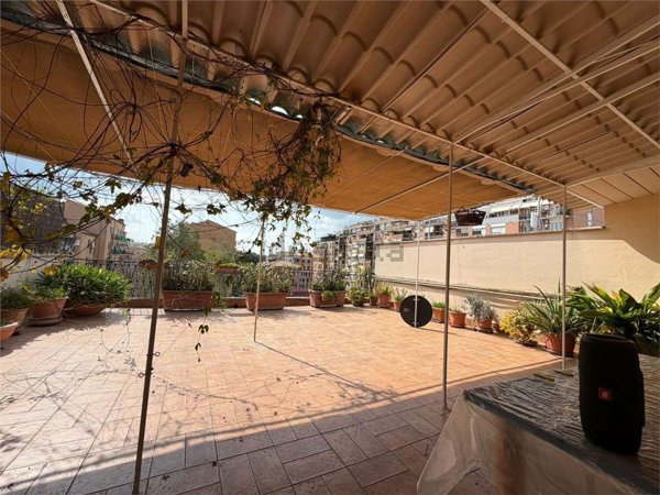 appartamento in vendita a Roma in zona Tuscolano