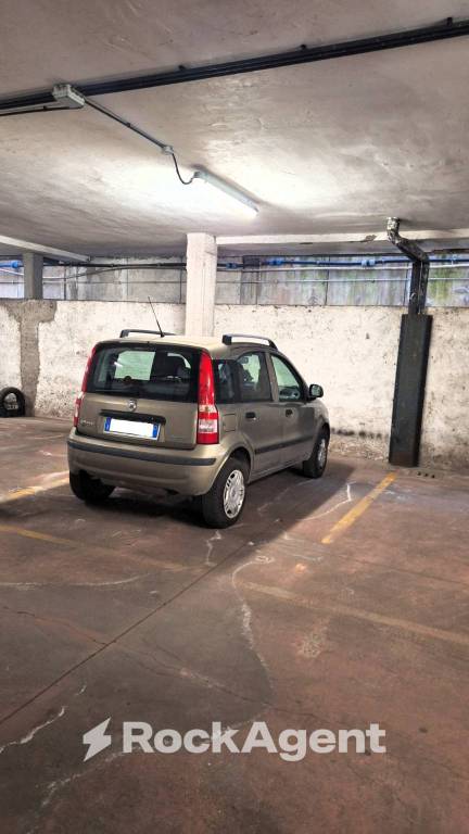 casa indipendente in vendita a Roma in zona Ardeatino