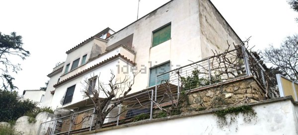 casa indipendente in vendita a Roma
