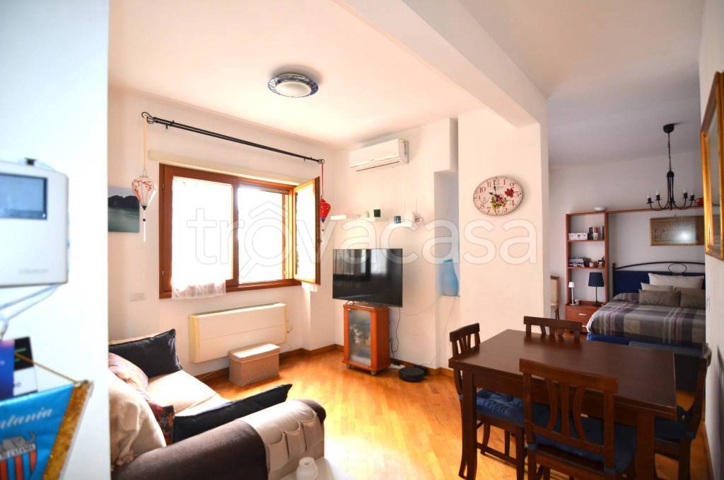 appartamento in vendita a Roma in zona Acilia