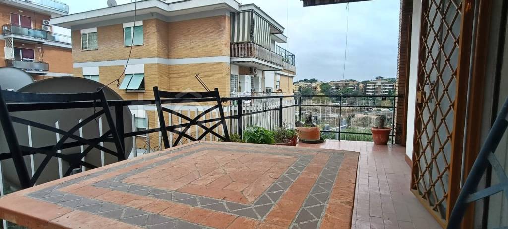 appartamento in vendita a Roma in zona Portuense