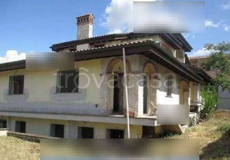 casa indipendente in vendita a Roma