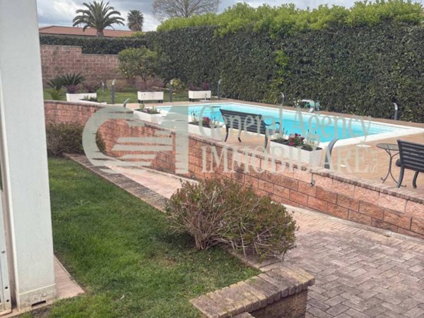 casa indipendente in vendita a Roma in zona Castel di Leva