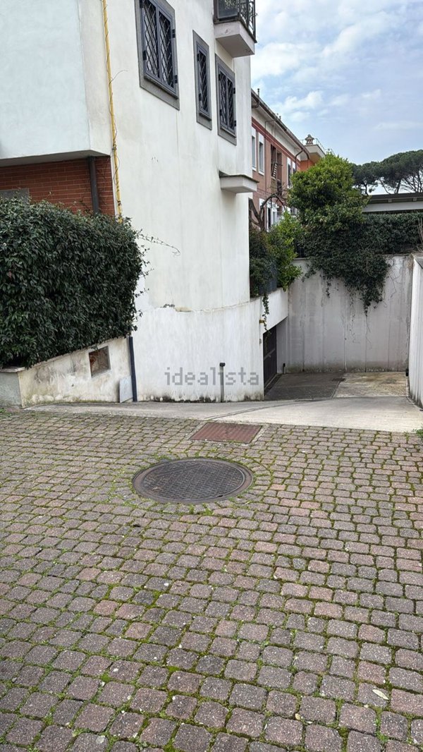 casa indipendente in vendita a Roma in zona Torre Gaia