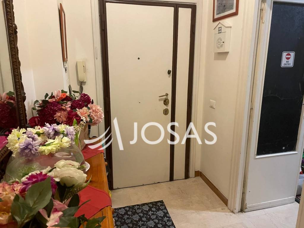 appartamento in vendita a Roma in zona Portuense