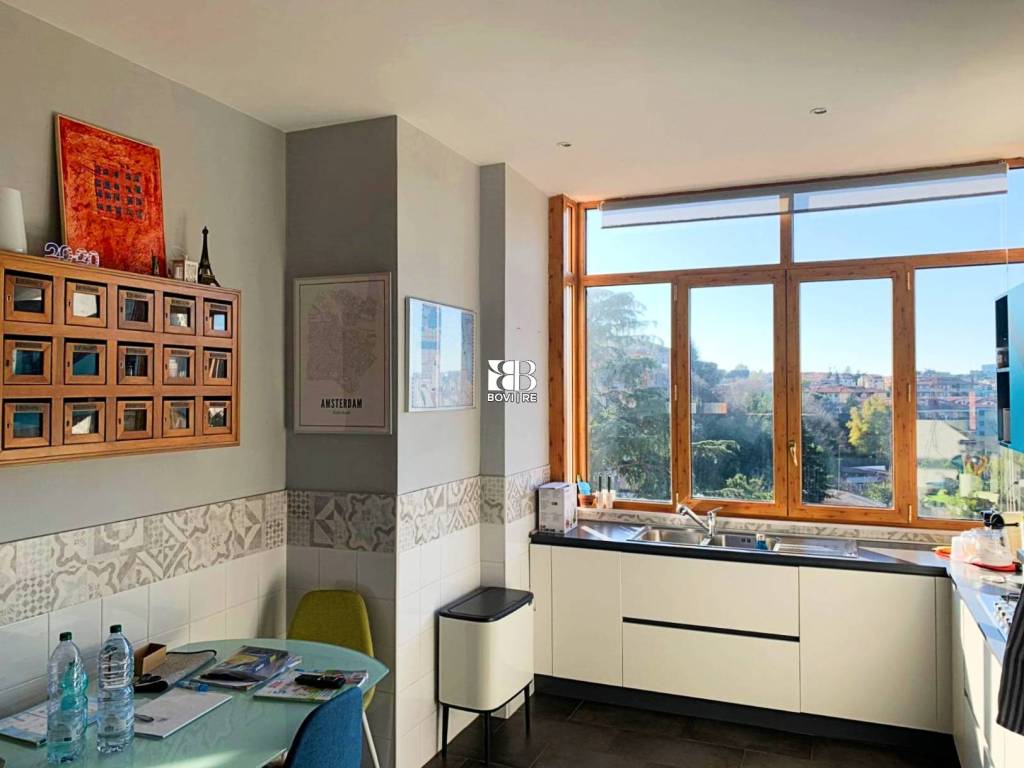 appartamento in vendita a Roma in zona Giuliano Dalmata