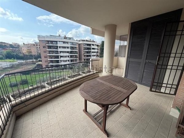 appartamento in vendita a Roma in zona Ardeatino