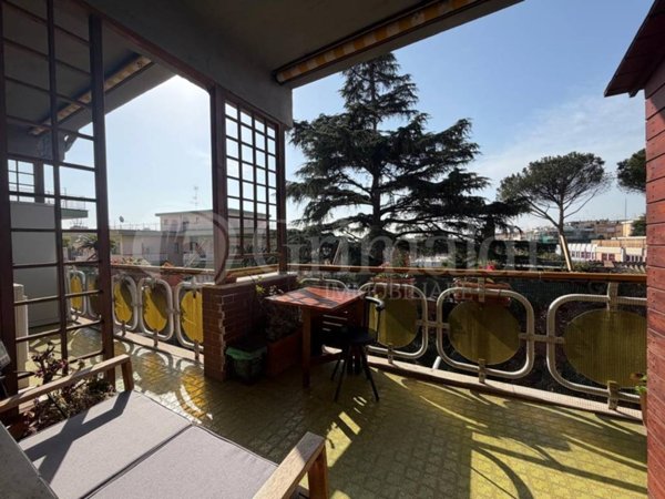 appartamento in vendita a Roma in zona Gianicolense