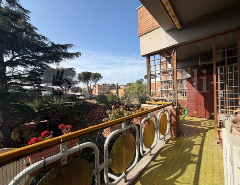 appartamento in vendita a Roma in zona Gianicolense
