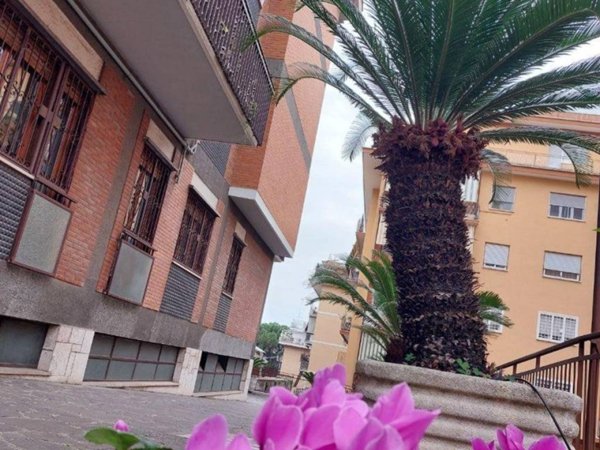 appartamento in vendita a Roma in zona Gianicolense