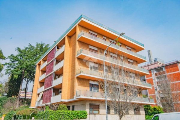 appartamento in vendita a Roma in zona EUR