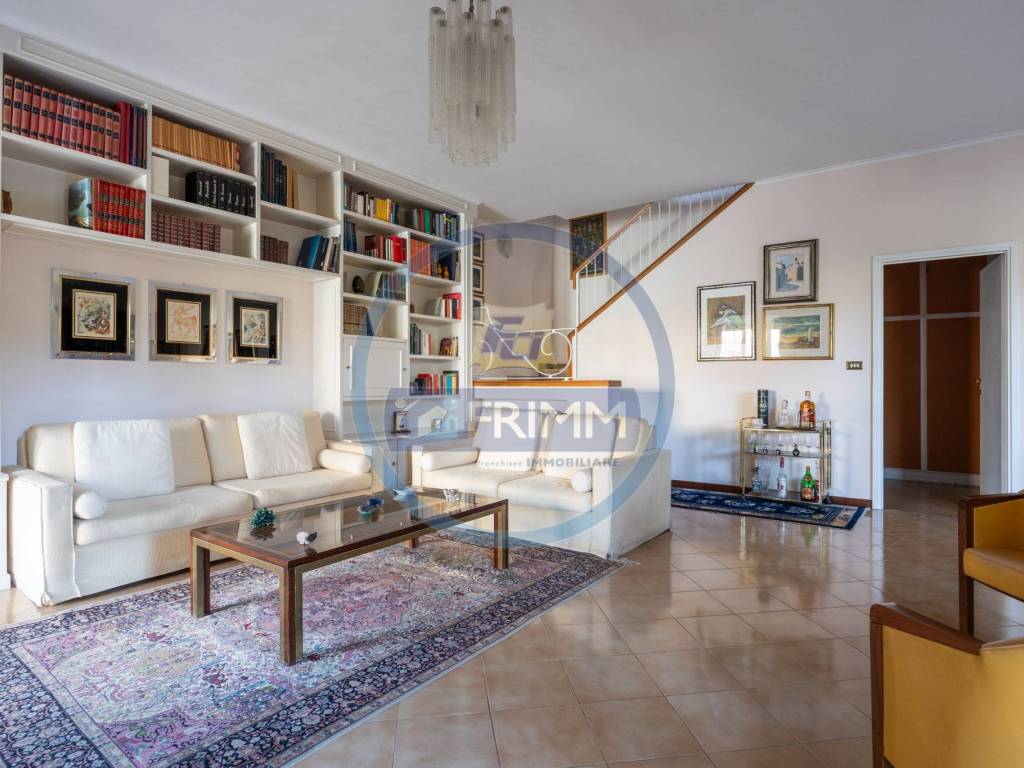 casa indipendente in vendita a Roma in zona Axa