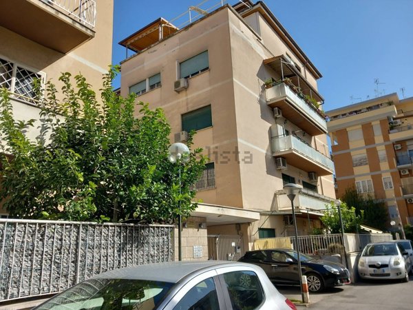 appartamento in vendita a Roma in zona Primavalle