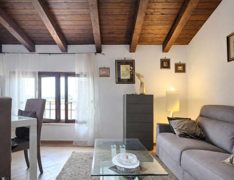 appartamento in vendita a Roma in zona Acilia