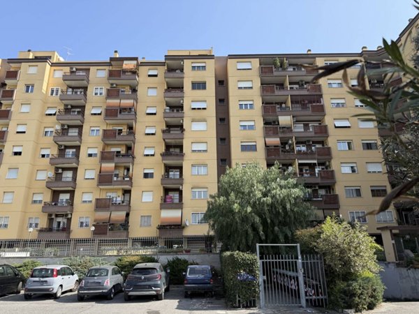 appartamento in vendita a Roma in zona Collatino