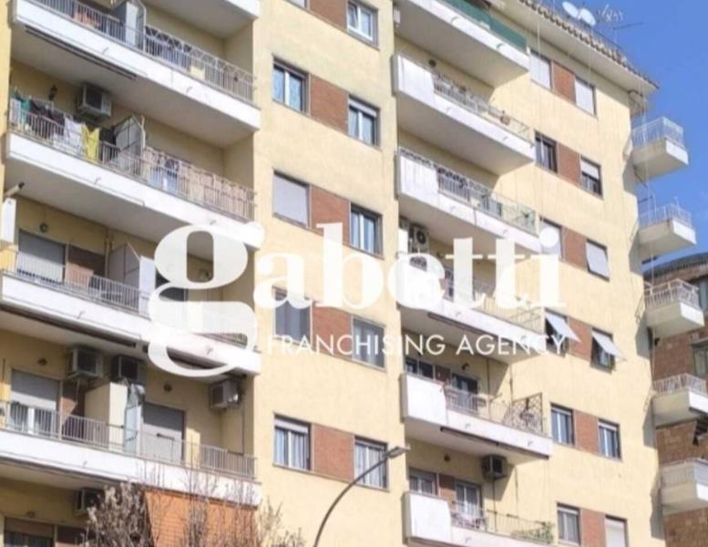 quadrivano in vendita a Roma in zona Collatino