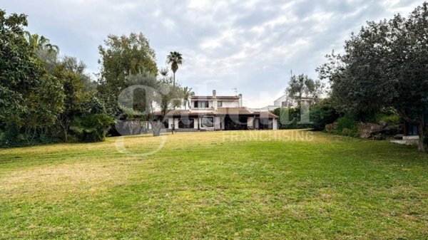 casa indipendente in vendita a Roma in zona Acilia