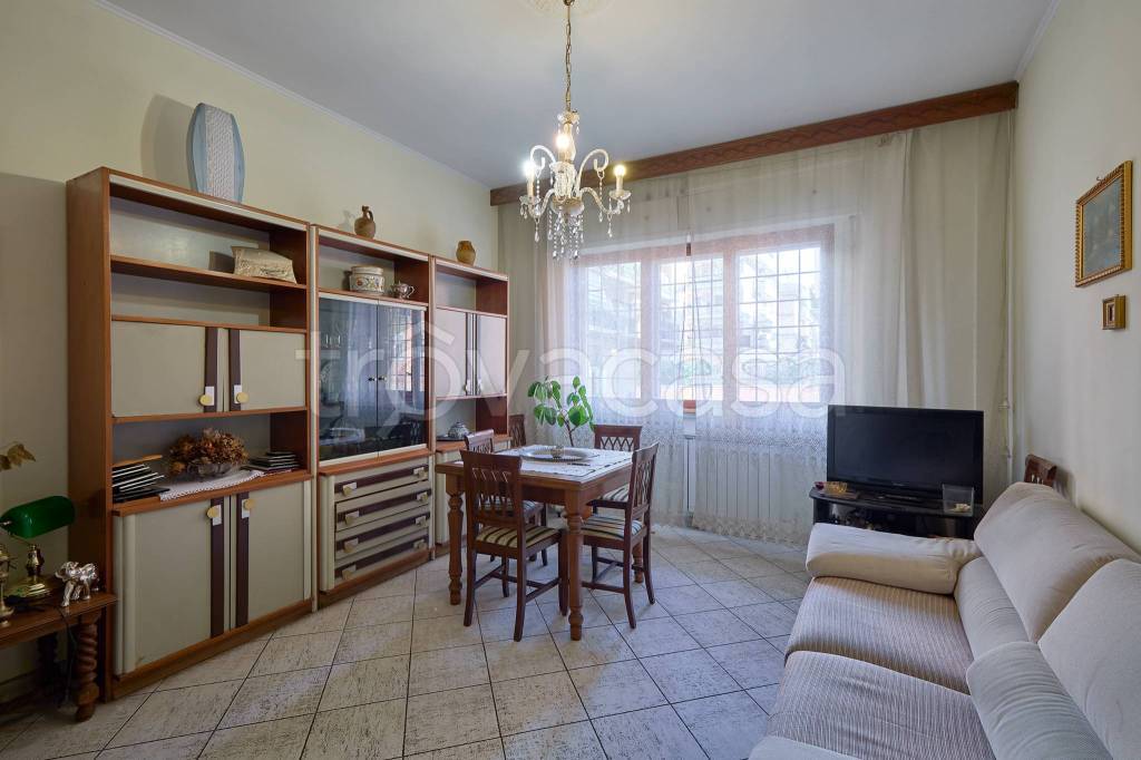 appartamento in vendita a Roma in zona Portuense