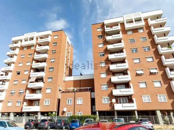 appartamento in vendita a Roma in zona Torre Maura