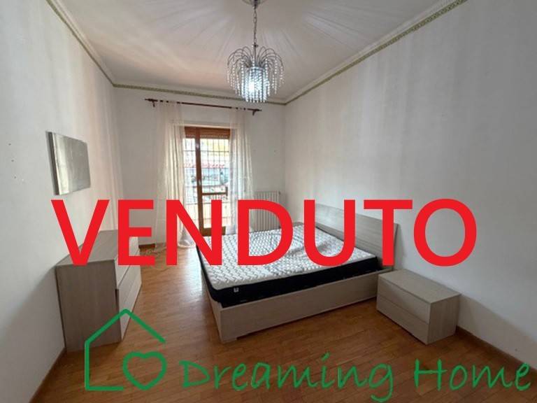 appartamento in vendita a Roma in zona Ardeatino