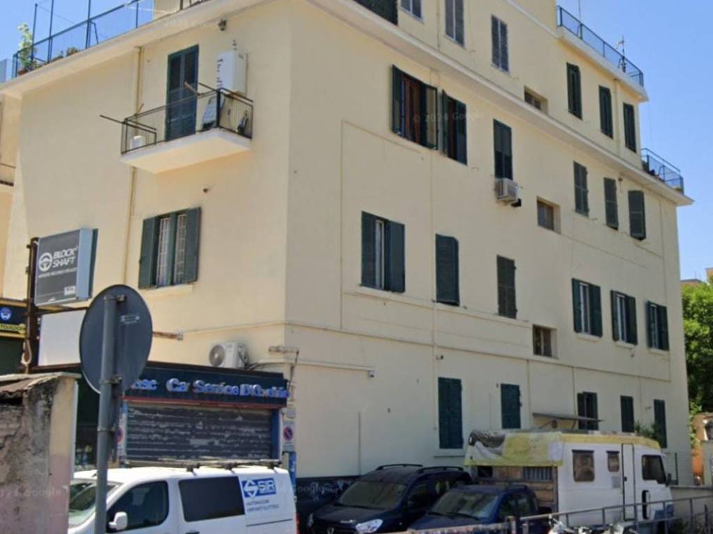 appartamento in vendita a Roma in zona Prenestino-Centocelle