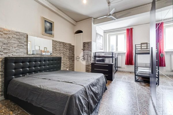 appartamento in vendita a Roma in zona Ostiense