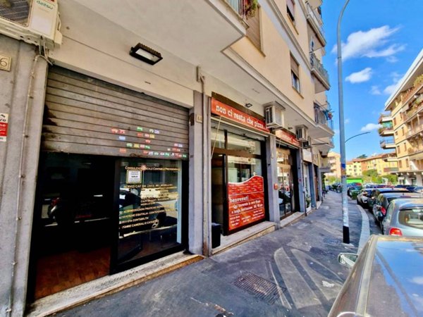 negozio in vendita a Roma in zona Collatino