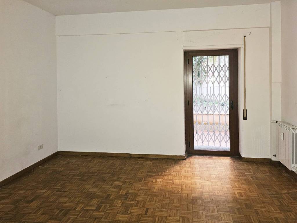 appartamento in vendita a Roma in zona Della Vittoria