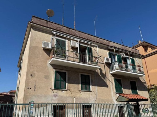 appartamento in vendita a Roma in zona Ponte Mammolo