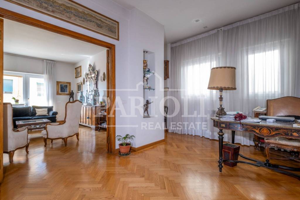 appartamento in vendita a Roma in zona Parioli