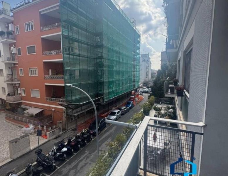 appartamento in vendita a Roma in zona Della Vittoria