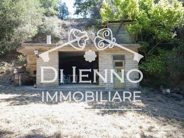 terreno edificabile in vendita a Roma in zona Valle Muricana